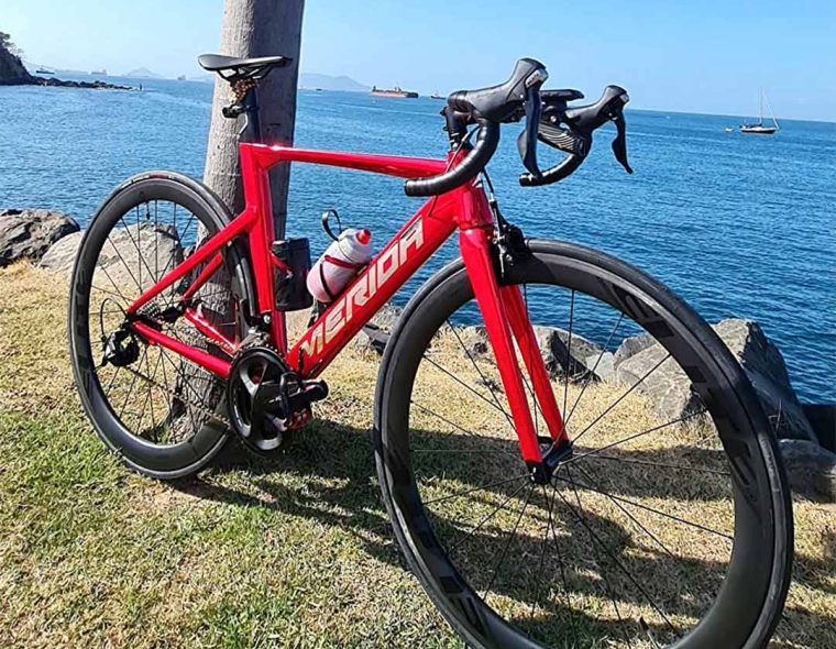 Red Merida road bike @xopamike 2