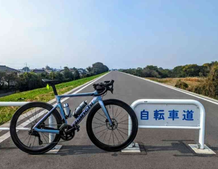 noriiiiin33 A Bianchi disc brake road bike in Japan
