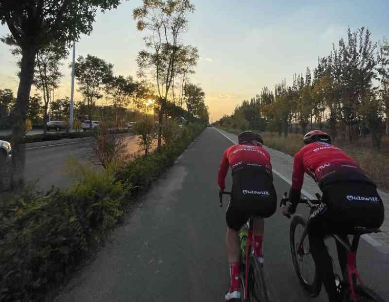 szybkimichal Training ride at the Tour of Hainan in China