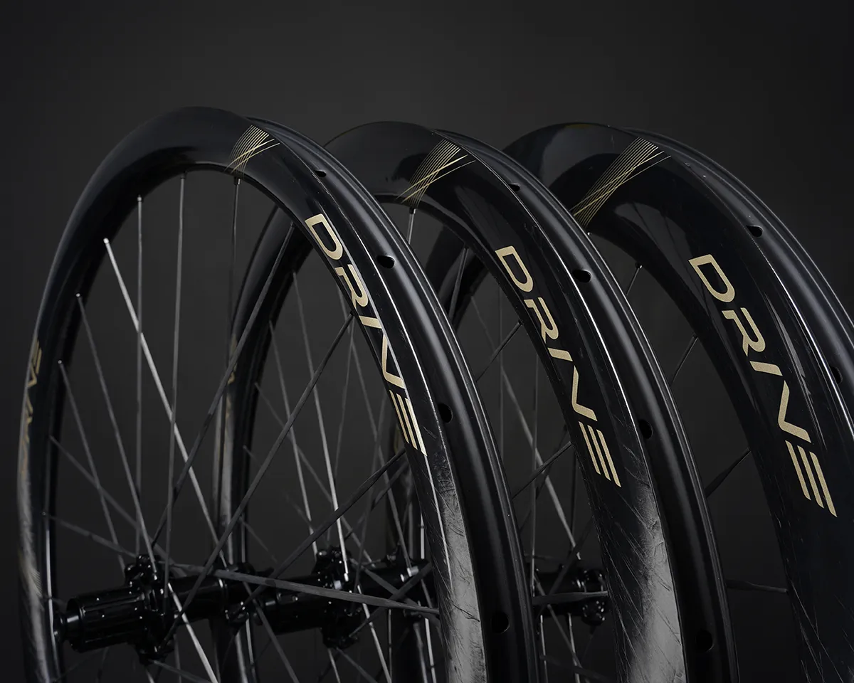 EliteWheels』DRIVE 50D | BARACAN エリートホイールオンライン